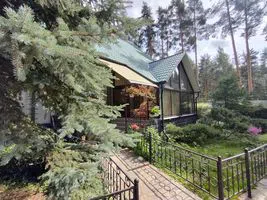 Дом 390 м2, участок 40 соток