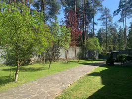 Дом 390 м2, участок 40 соток